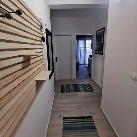 Apartament Mirta *